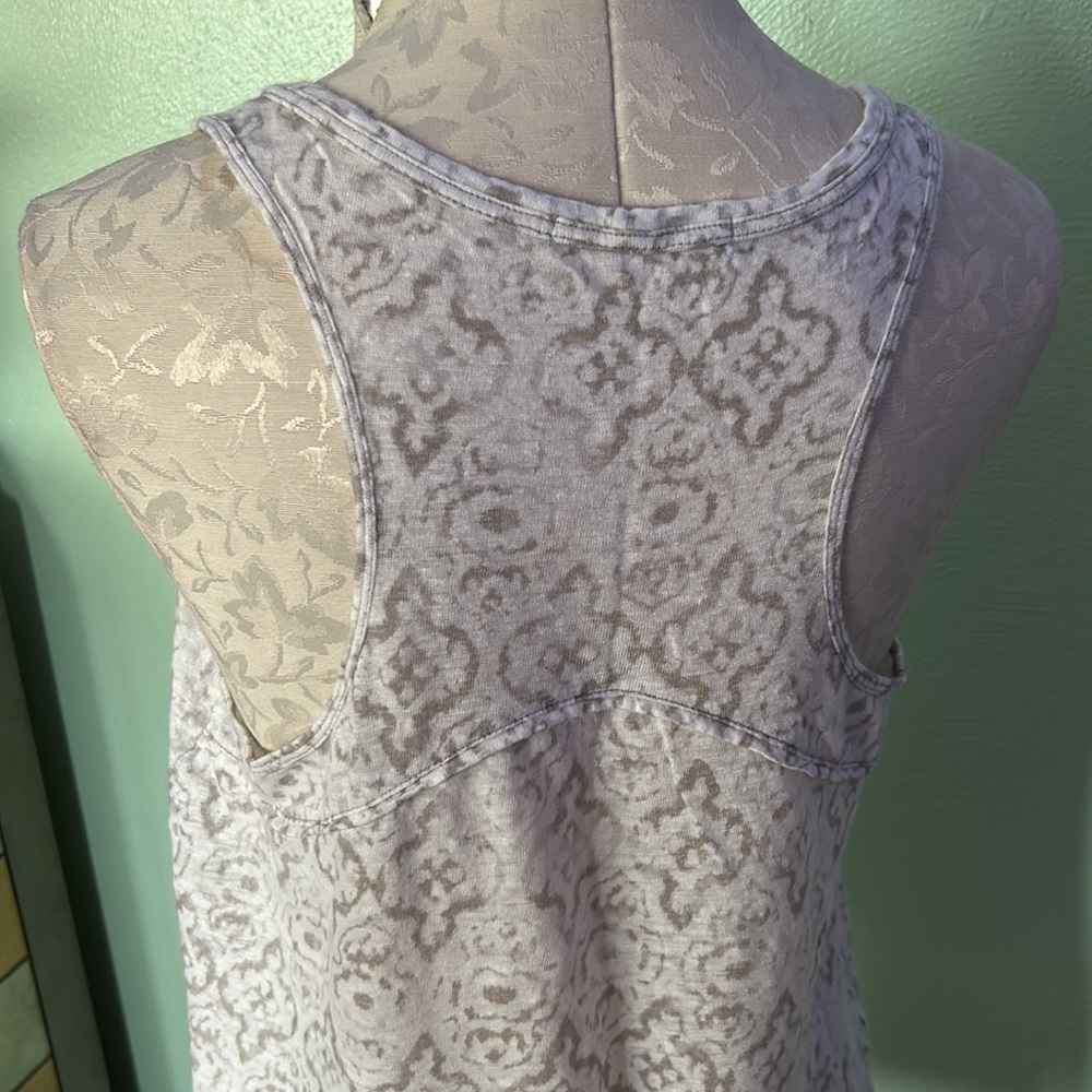 Athleta women’s tank top - Picture 4 of 7
